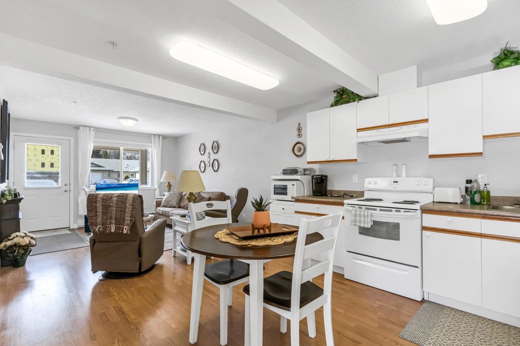 listing image 1109183290031534883