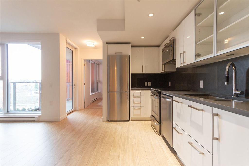 listing image 1105148991903919039
