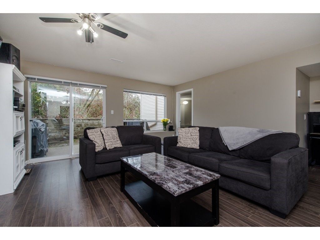 listing image 1101296922177072282