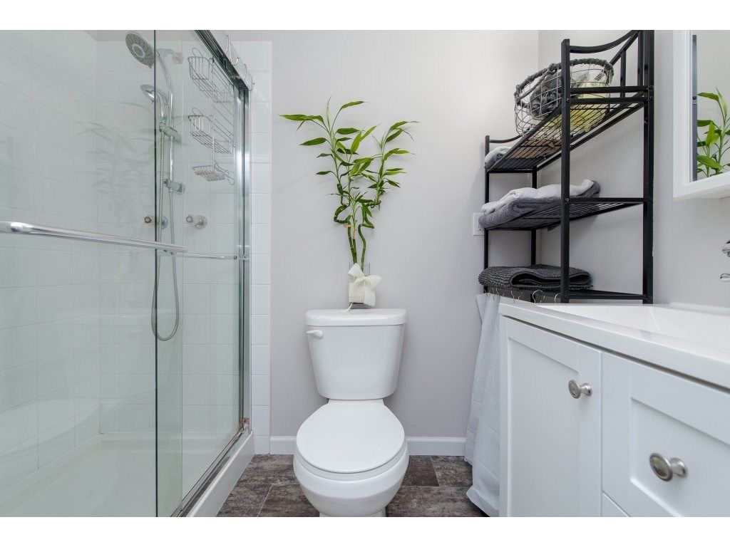 listing image 1101352085788026077