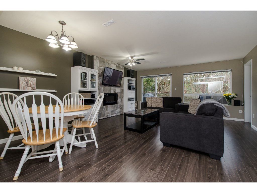 listing image 1100093375324951774