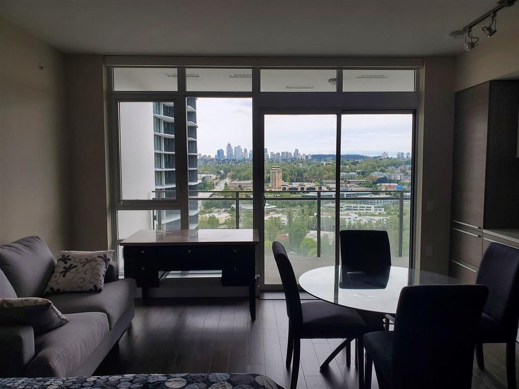 listing image 1109920839389501437