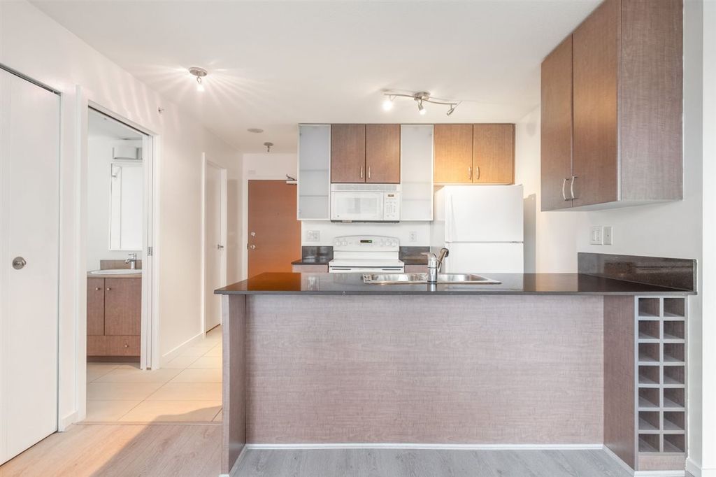 listing image 1104794072464127273
