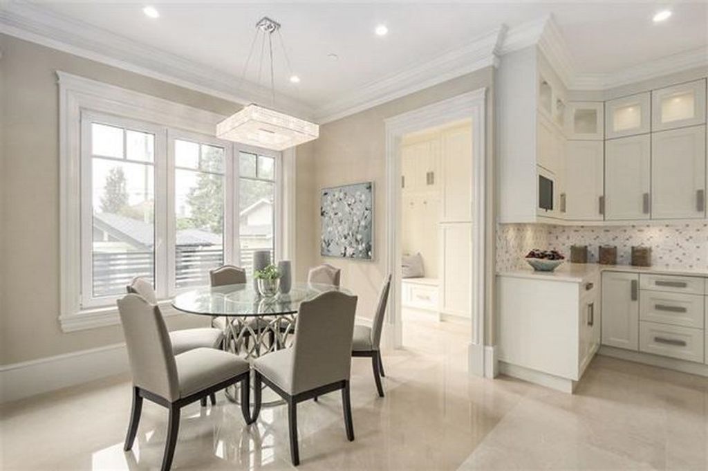 listing image 1105357398033638441