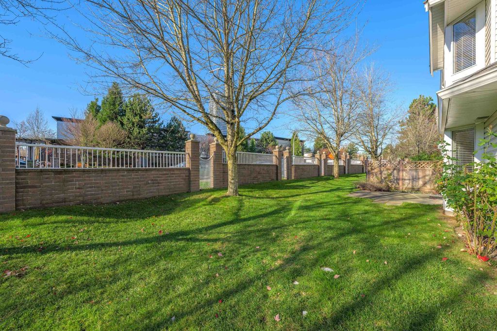 listing image 1106564065452927073