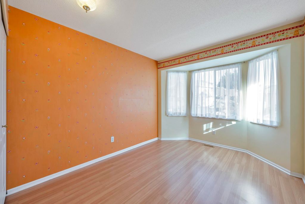 listing image 1100577596946132592