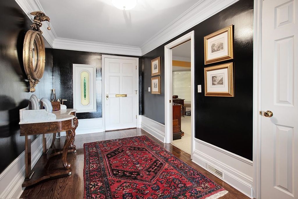 listing image 1105802030388816082