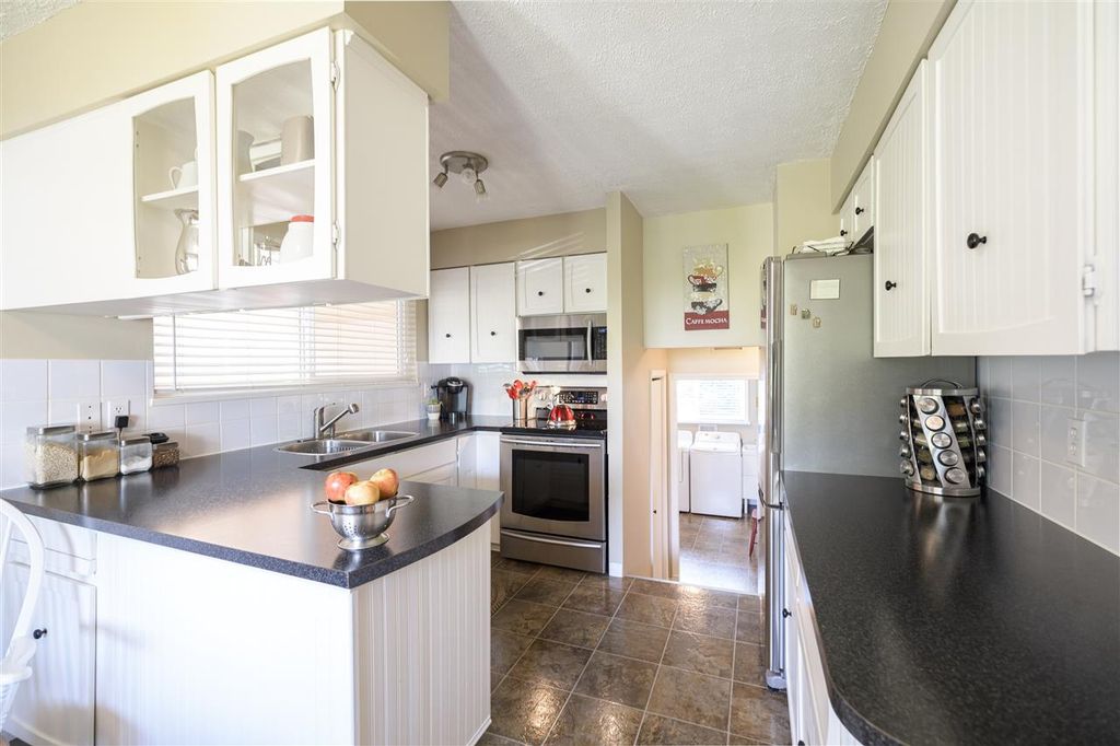 listing image 1103901468875273636