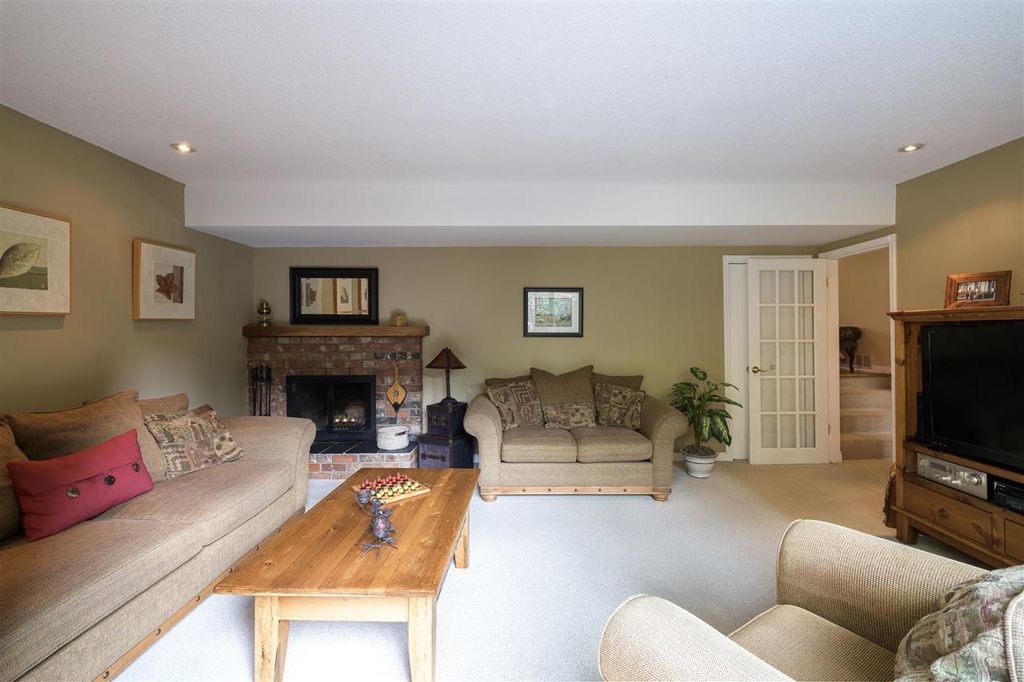 listing image 1101548467776143032