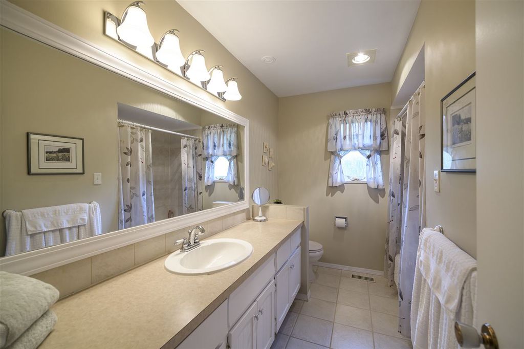listing image 1106079988961598547