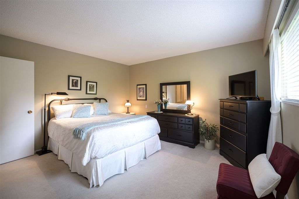 listing image 1104823443033275949