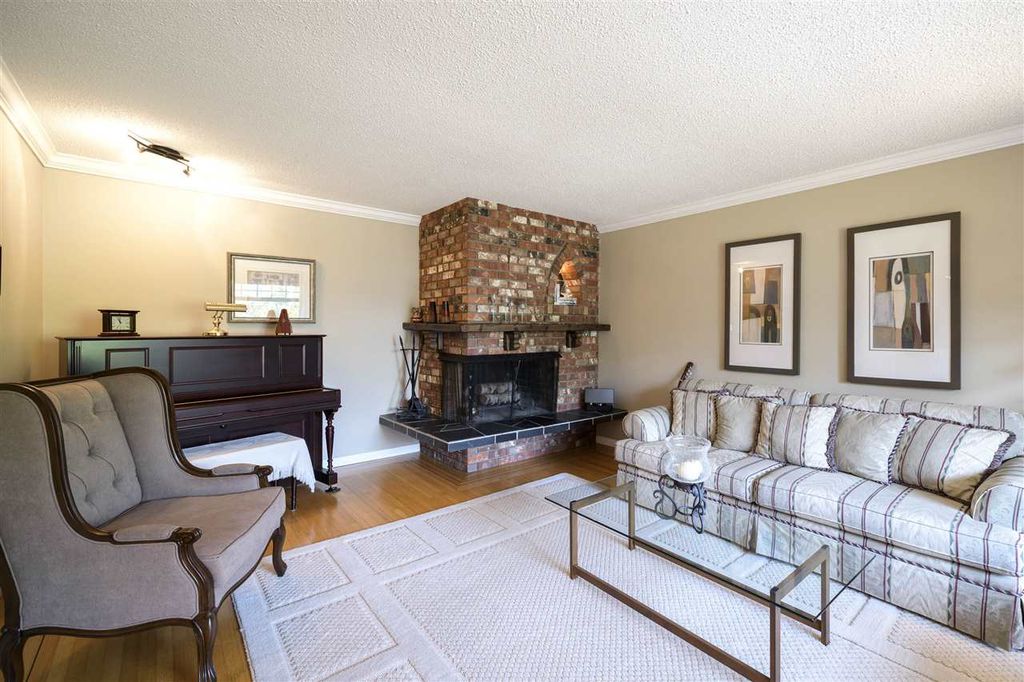 listing image 1100187386174053602