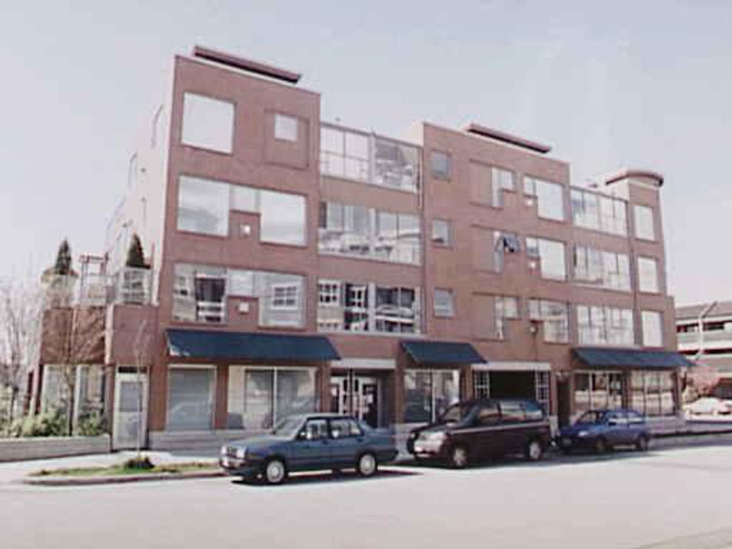 listing image 1102295875905298593