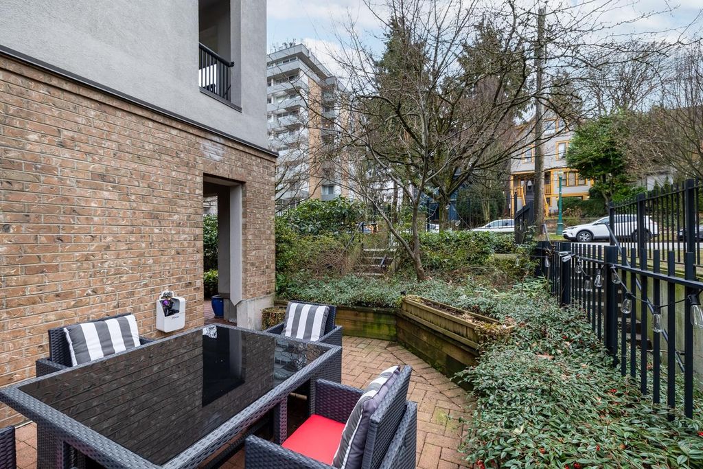 listing image 1102265082431616951