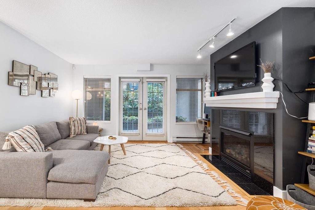 listing image 1104369193207378489