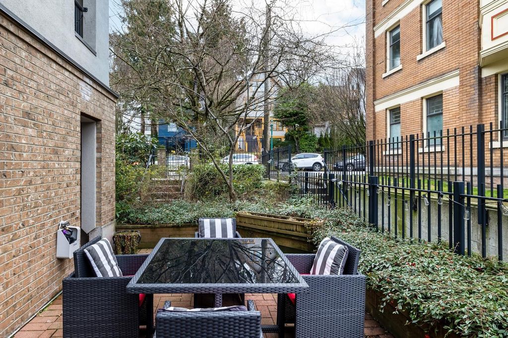 listing image 1105549580757528337