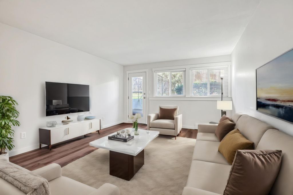 listing image 1100437098492957441