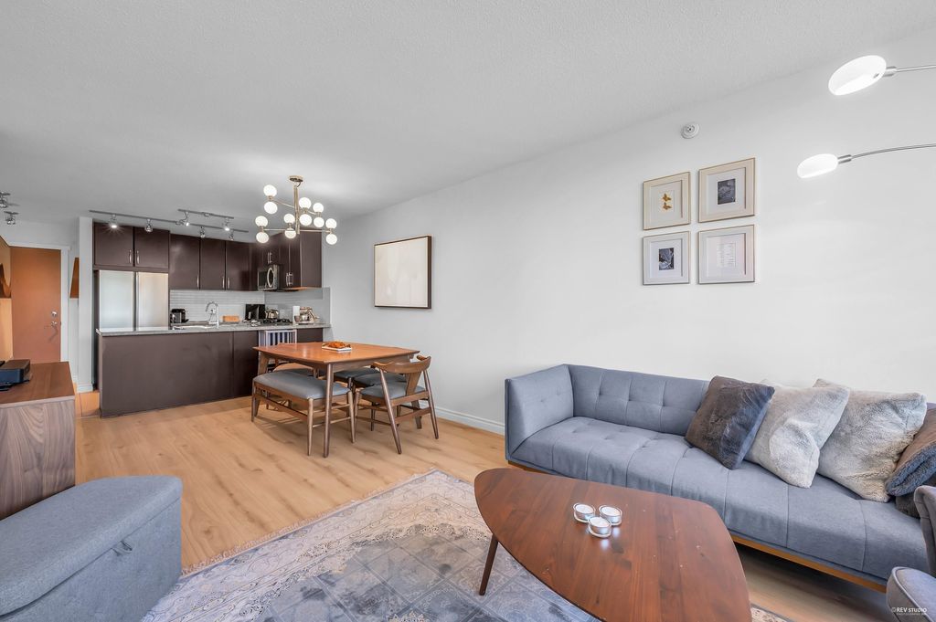 listing image 1103830943275298779