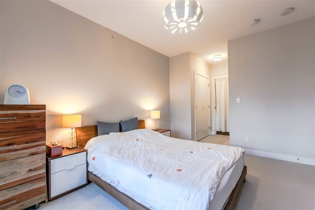 listing image 1109397143099030865