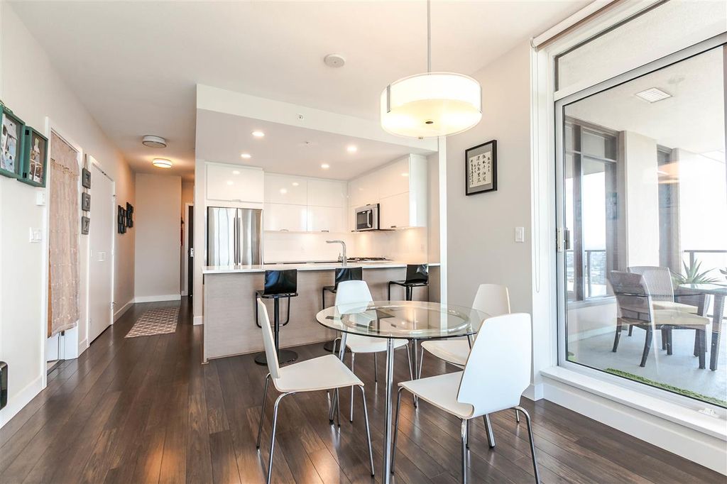 listing image 1103774933861797045