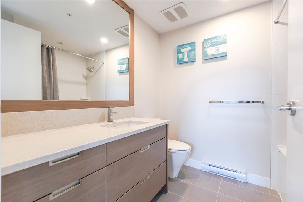 listing image 1104385209188904995