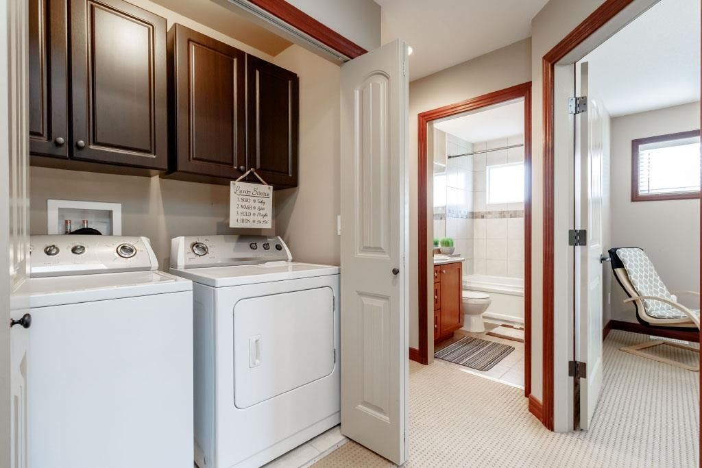 listing image 1107555844840609094