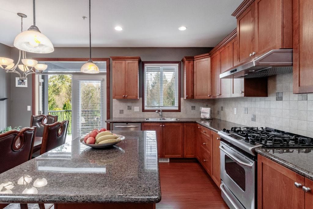 listing image 1101650748805059090