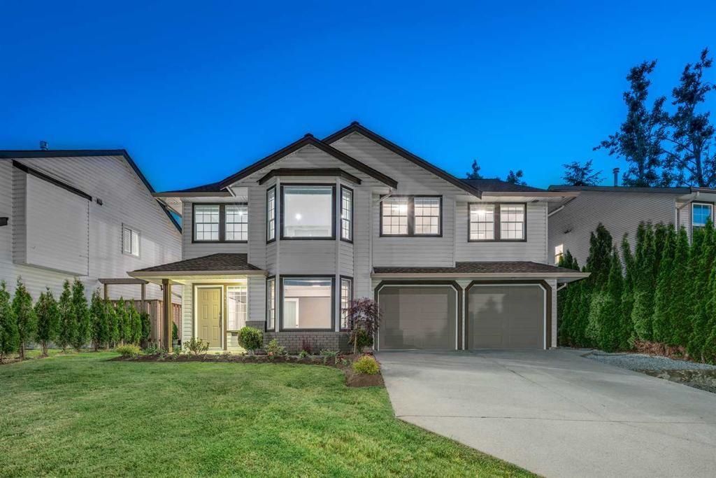listing image 1103438943504377476