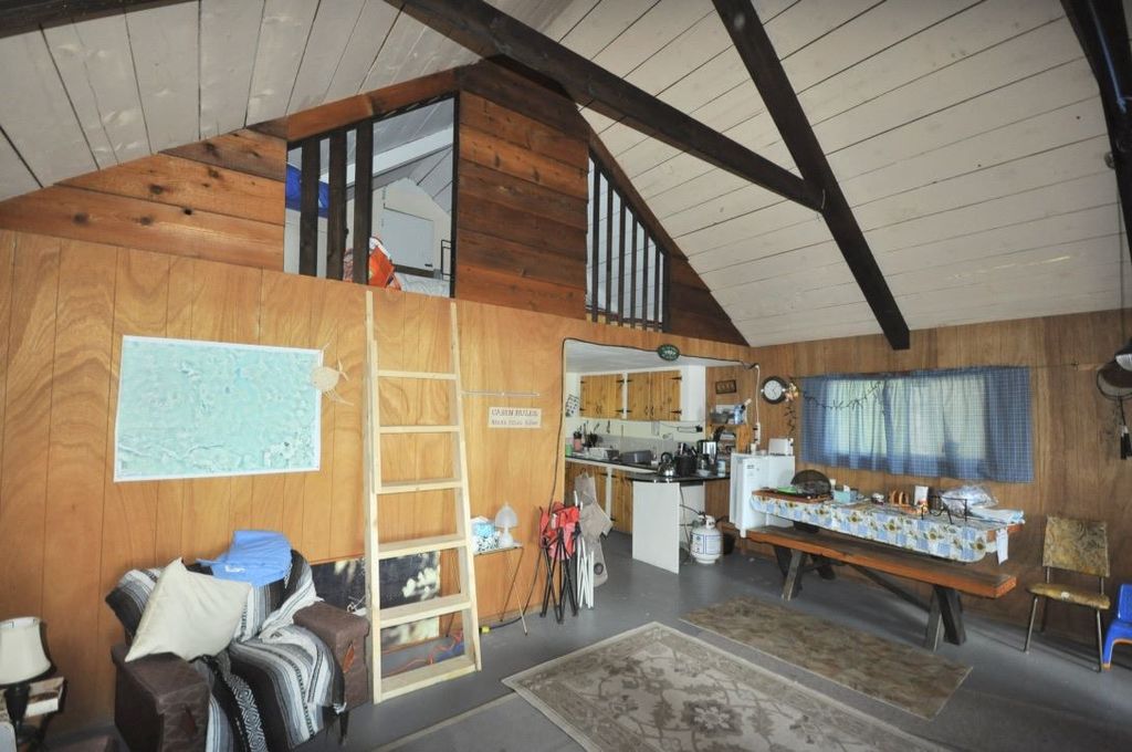 listing image 1104308853067640821