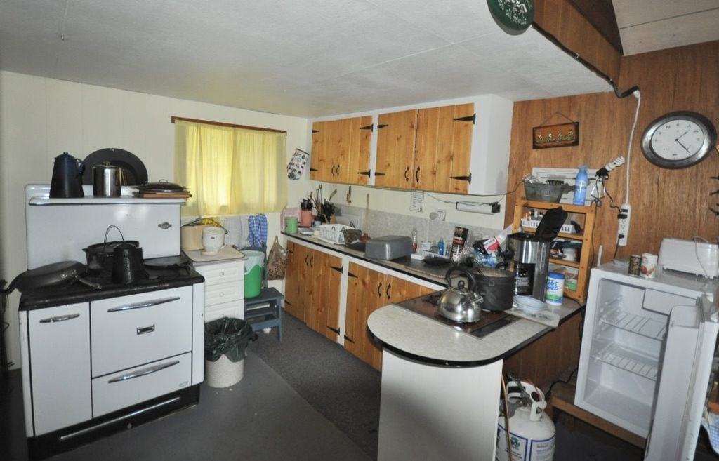 listing image 1101636356877137583