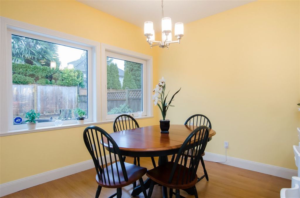 listing image 1107025003651405770