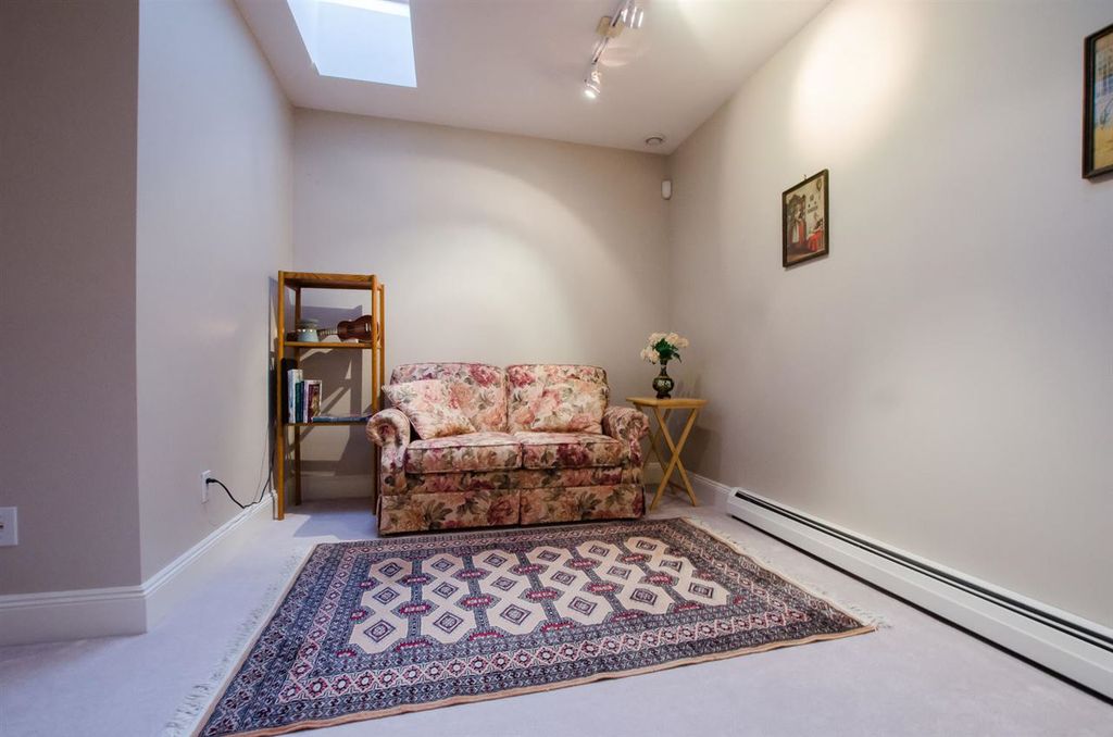 listing image 1101028104997558150