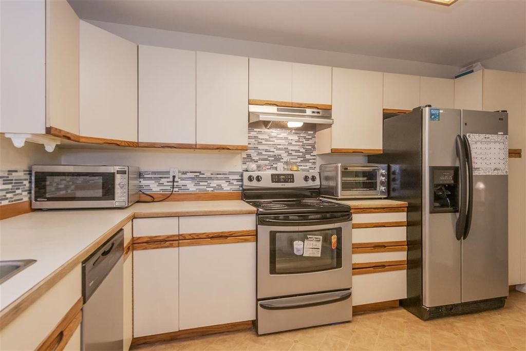 listing image 1105212216122601271