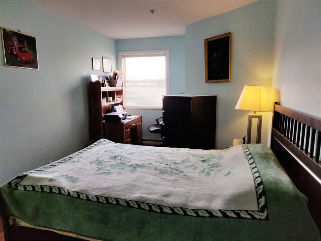 listing image 1104871937804080690