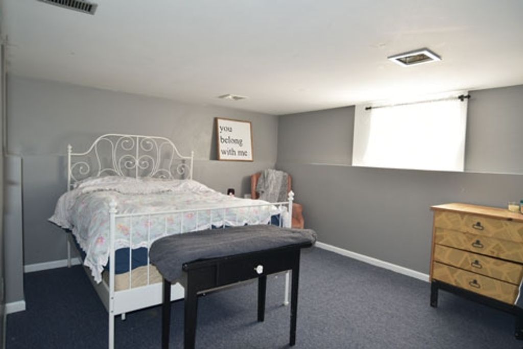 listing image 1104953285866160490