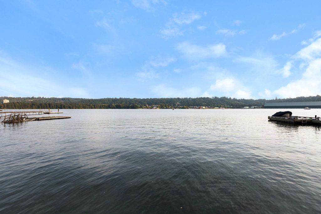 listing image 1102653342062829667