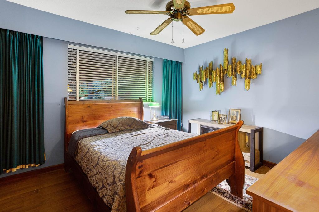 listing image 1107248417328358452