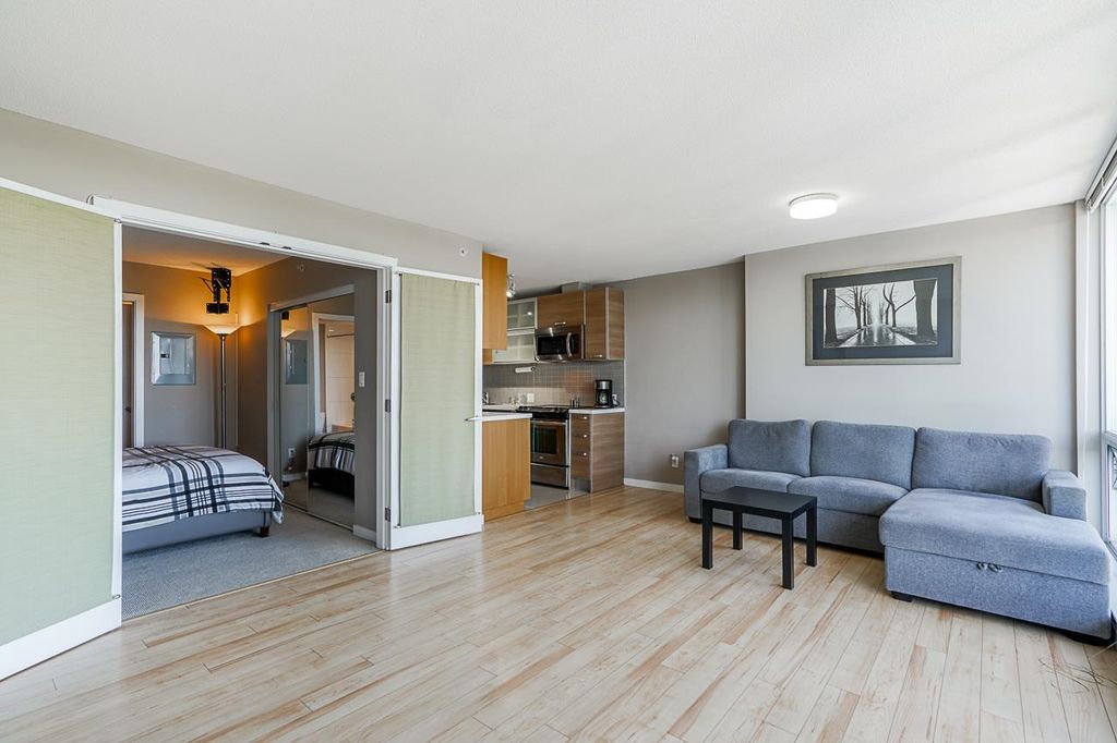 listing image 1107246041311614696