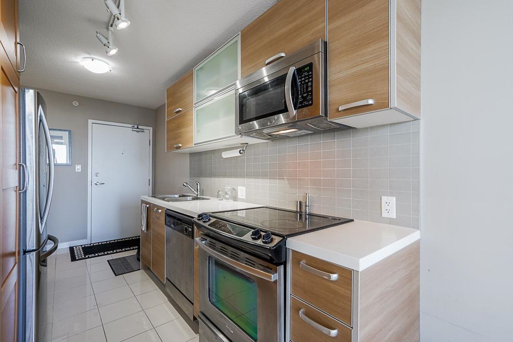 listing image 1101248325221063090