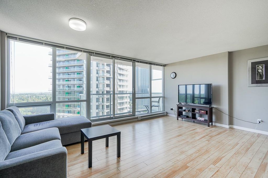 listing image 1101737499690321346