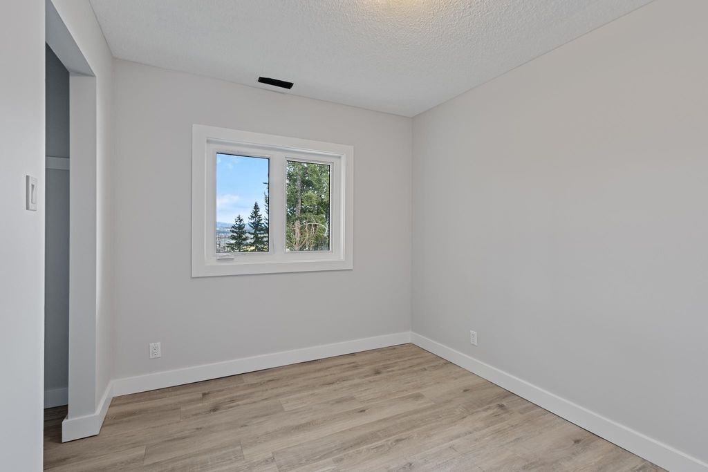 listing image 1108840895420313782