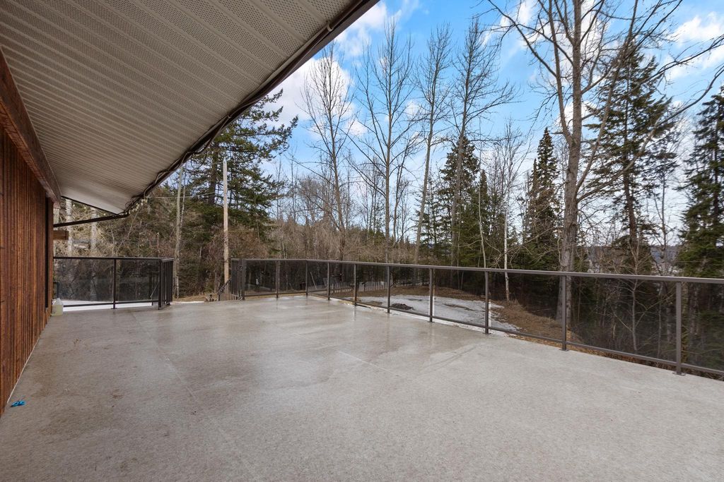 listing image 1100932168460643841