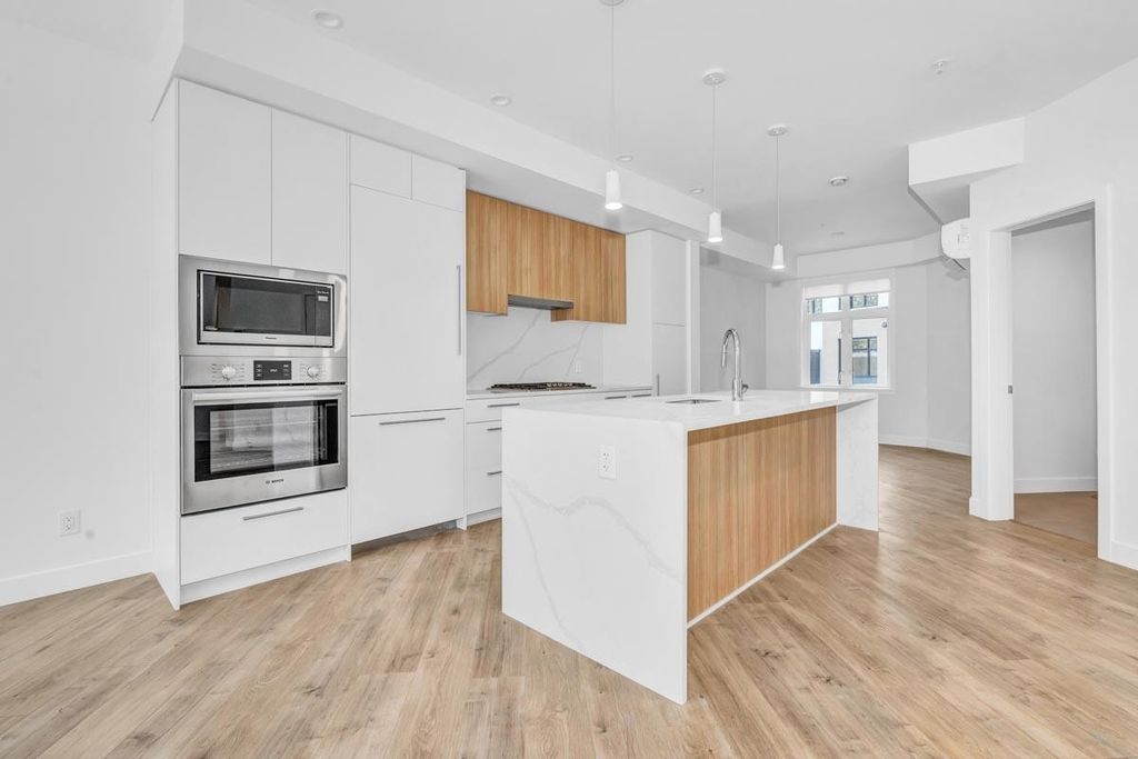 listing image 1109152450763147620