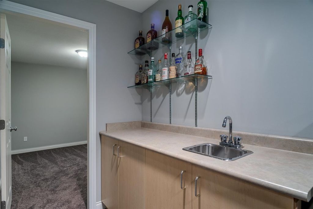 listing image 1104897090586380808