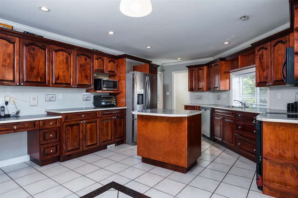 listing image 1101667844459979481