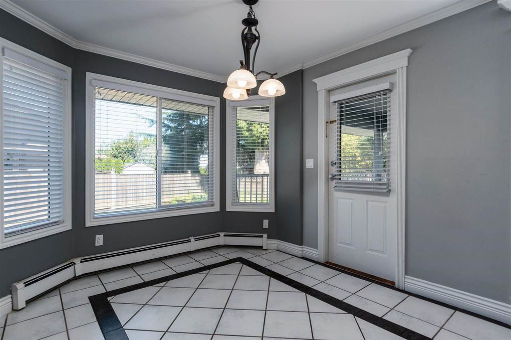 listing image 1107792075846852407