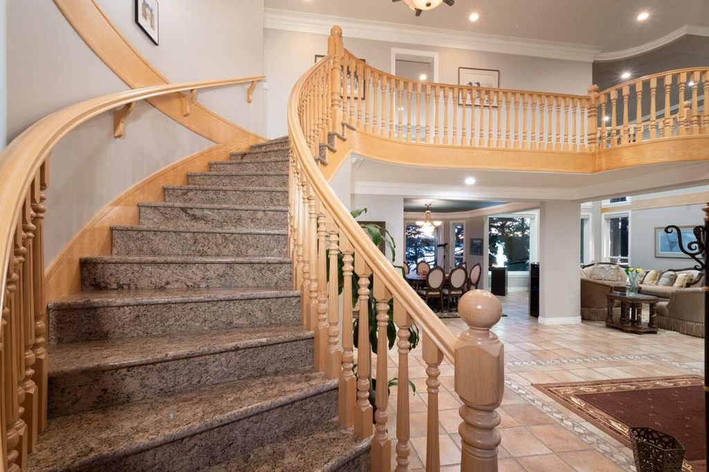 listing image 1102715230305912330