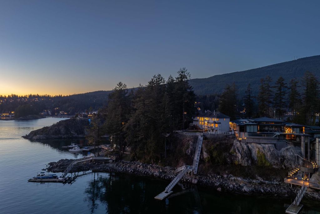 listing image 1104971294635956270