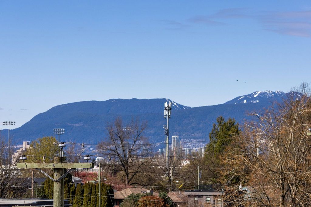 listing image 1106765772444056989