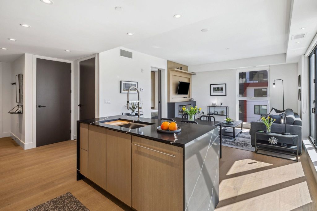 listing image 1109545567428713874